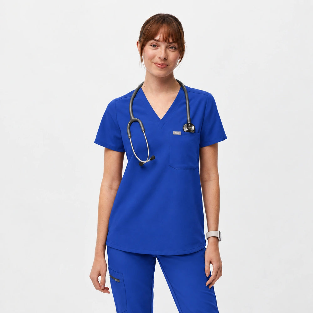 Thrads Aeris™ — Women's Scrub Set
