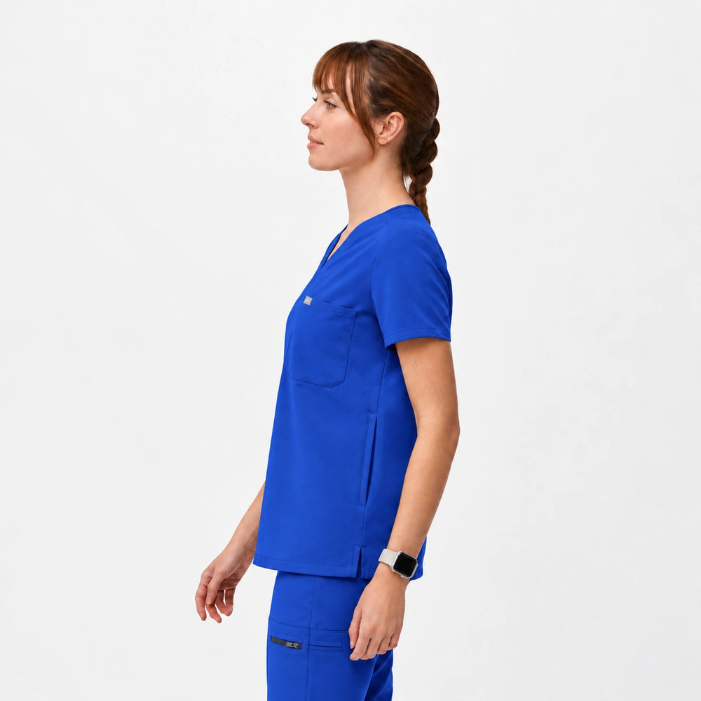 Thrads Aeris™ — Women's Scrub Set