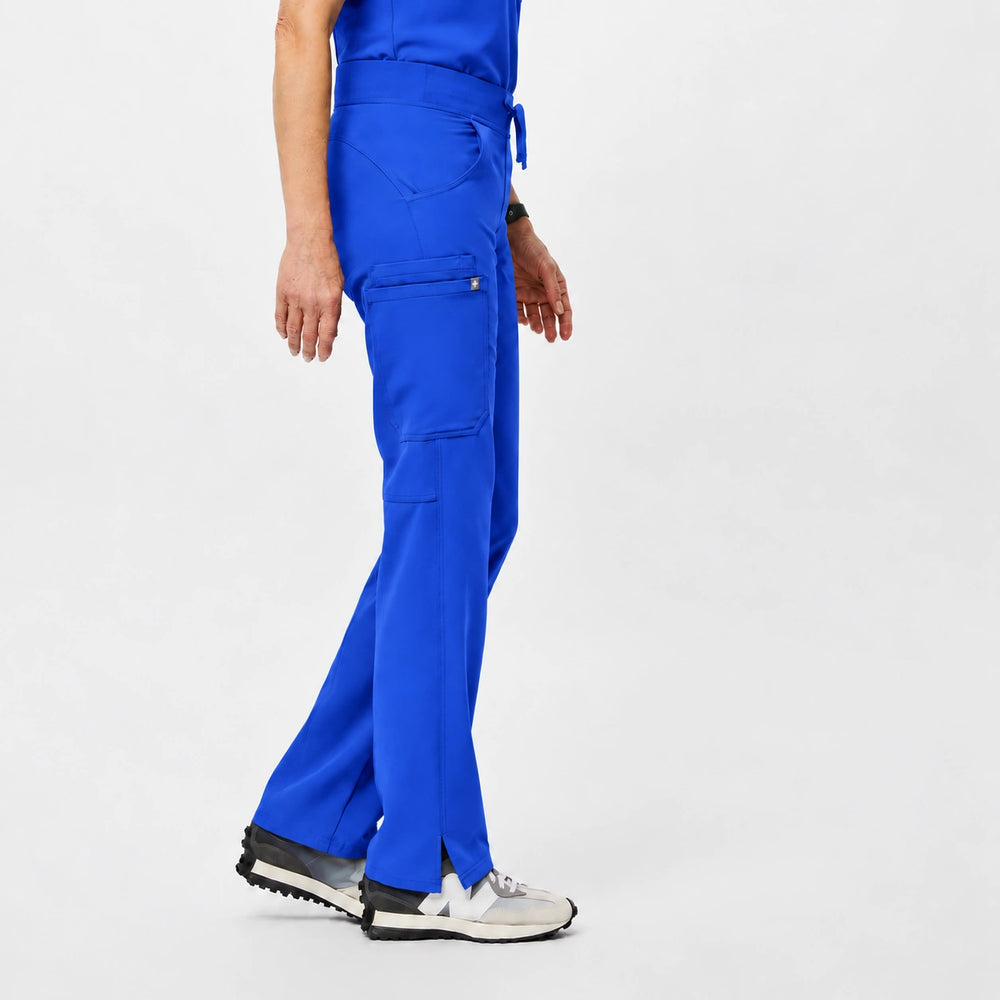 Thrads Aeris™ — Women's Scrub Set